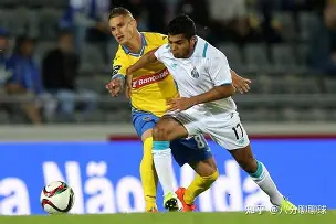 包含阿兹阿利马大旗主场胜利,力争保持德甲中游地位的词条 包含阿兹阿利马大旗主场胜利,力争保持德甲中游地位的词条